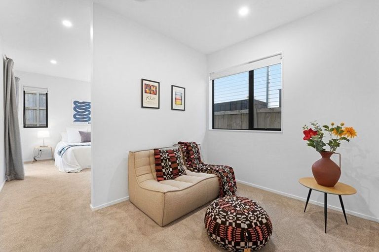 Photo of property in 3 Hato Road, Hobsonville, Auckland, 0616