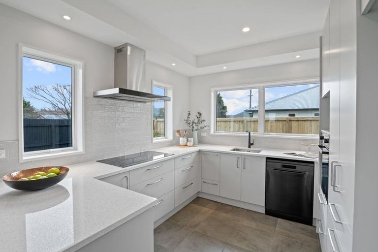 Photo of property in 137a Halswell Junction Road, Halswell, Christchurch, 8025