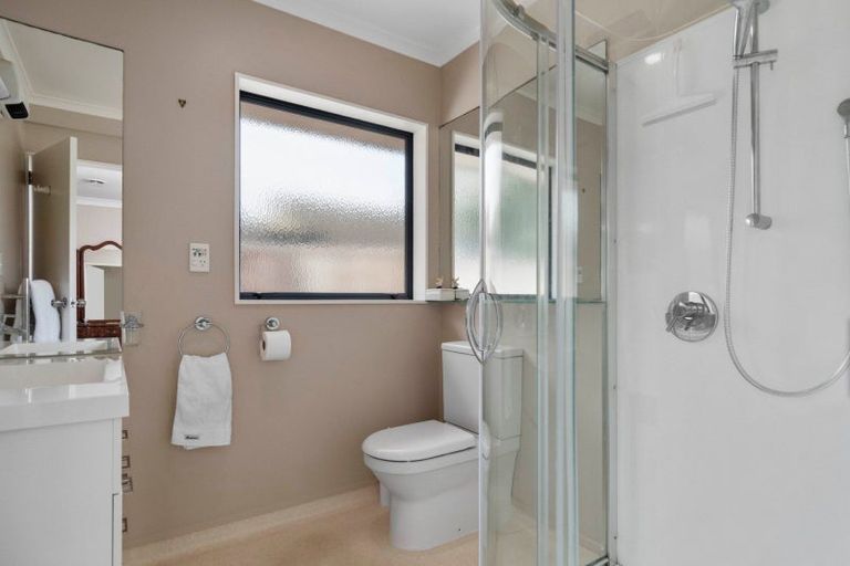 Photo of property in 16 Palm Beach Boulevard, Papamoa Beach, Papamoa, 3118