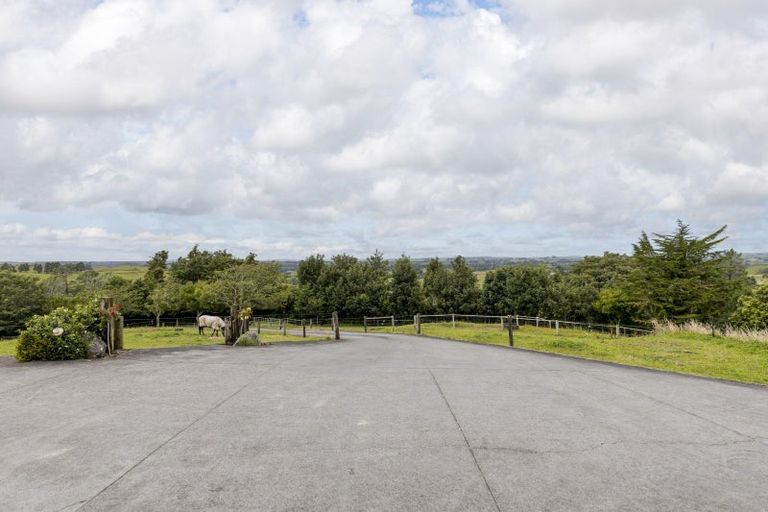 Photo of property in 287 Lincoln Road, Inglewood, 4389