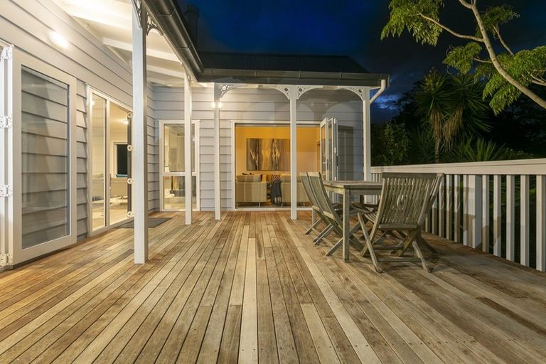 Photo of property in 84 Upper Harbour Drive, Greenhithe, Auckland, 0632