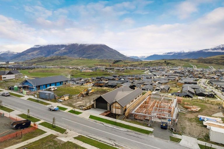 Photo of property in 125 Spur Ridge Rise, Jacks Point, 9371