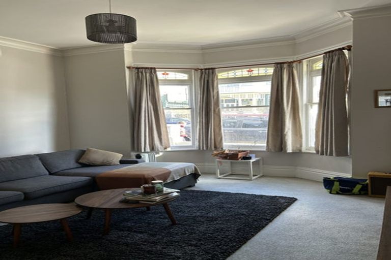Photo of property in 61-61a Brougham Street, Mount Victoria, Wellington, 6011