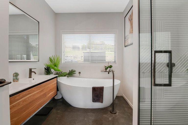 Photo of property in 7 Rui Place, Stillwater, Silverdale, 0993