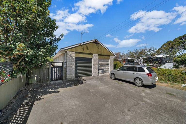 Photo of property in 1/35 Estuary Road, New Brighton, Christchurch, 8061