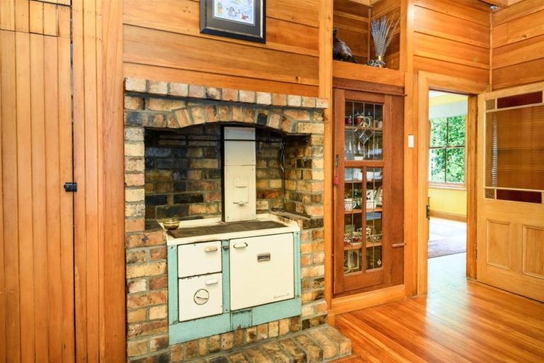 Photo of property in 512a Parewanui Road, Bulls, 4894