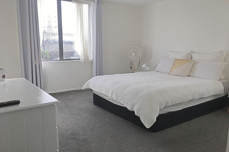 Photo of property in 29 Popokatea Drive, Takanini, 2112