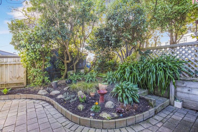 Photo of property in 34 Chesterton Street, Johnsonville, Wellington, 6037