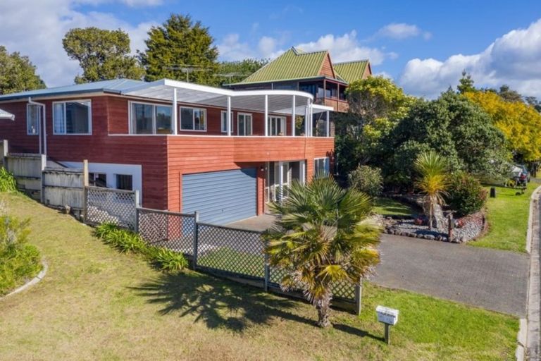 Photo of property in 86 Te Haumi Drive, Paihia, 0200