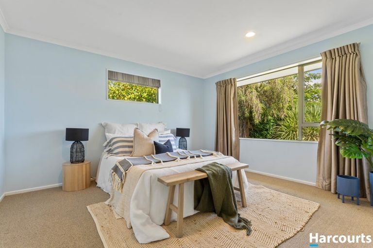 Photo of property in 12 Lionel Place, Mapua, 7005