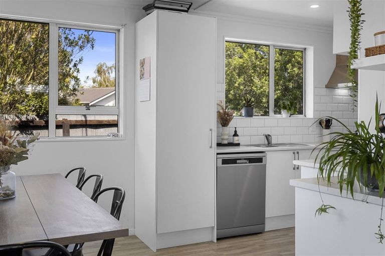 Photo of property in 1 Rowse Street, Rangiora, 7400