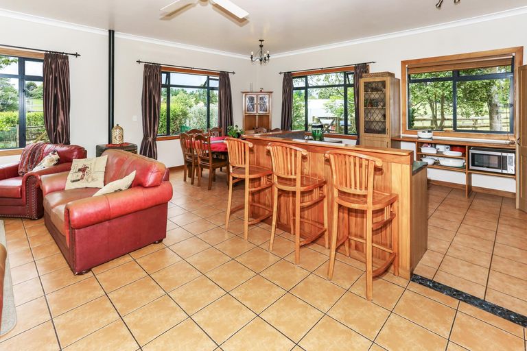 Photo of property in 221 Dominion Road, Tuakau, 2121