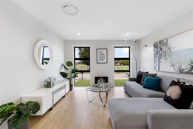 Photo of property in 4 Stubberfield Road, Halswell, 8025