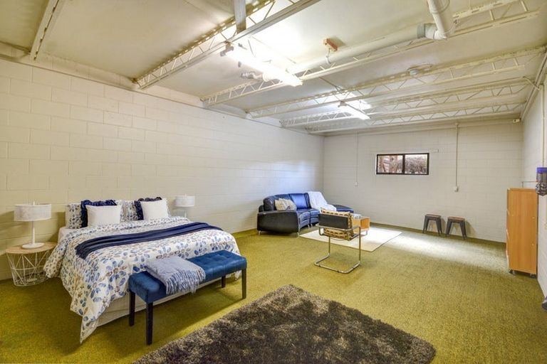 Photo of property in 4d Edinburgh Street, Green Island, Dunedin, 9018