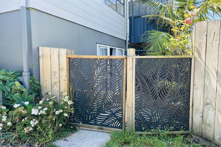 Photo of property in 8 Simkin Avenue, Saint Johns, Auckland, 1072