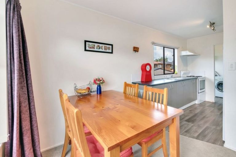 Photo of property in 37b Orion Street, Papakura, 2110