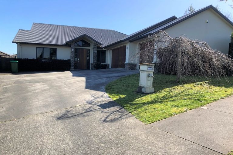 Photo of property in 43 Somerton Drive, Huntington, Hamilton, 3210