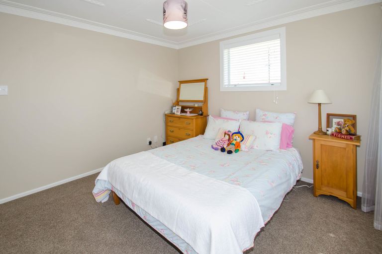 Photo of property in 17 Duff Place, Mosgiel, 9024