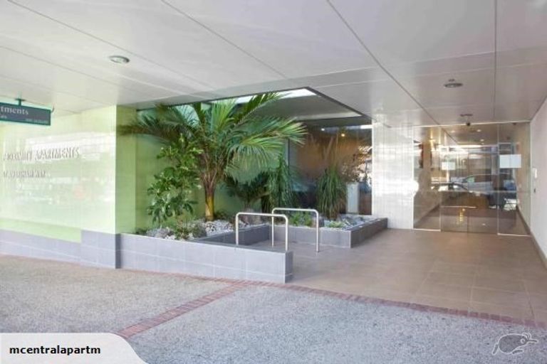 Photo of property in Proximity Apartments, 1507/17 Osterley Way, Manukau, Auckland, 2104