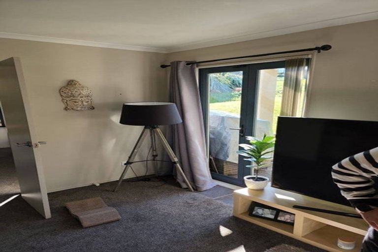 Photo of property in 33 Midshipman Court, Gulf Harbour, Whangaparaoa, 0930