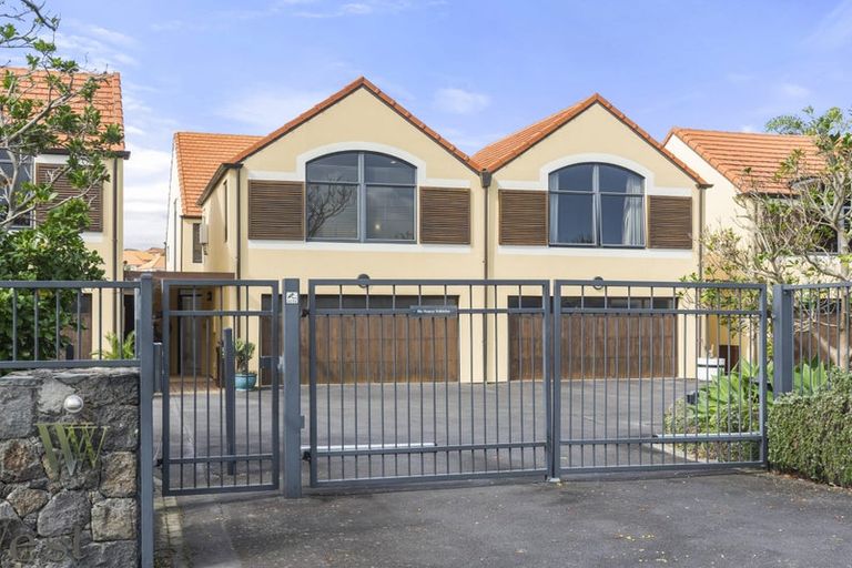 Photo of property in 105 Waterside Crescent, Gulf Harbour, Whangaparaoa, 0930