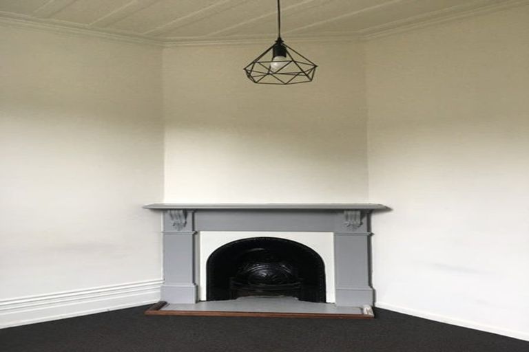 Photo of property in 17 King Edward Street, Kensington, Dunedin, 9012