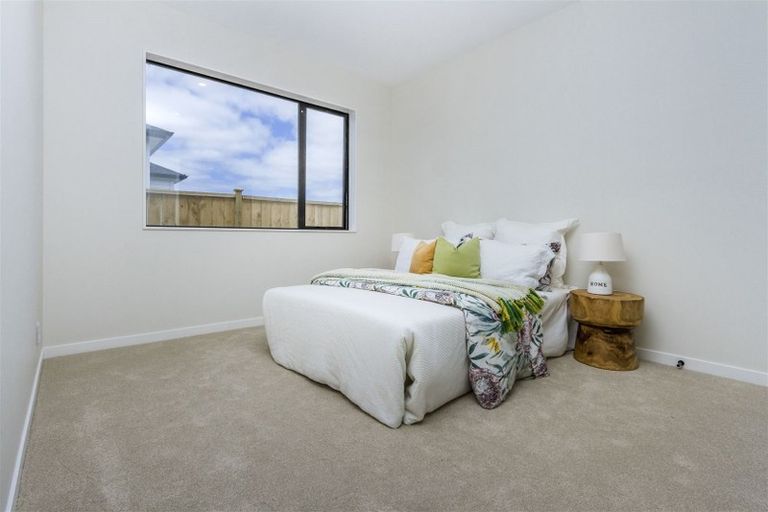 Photo of property in 55 Godfrey Drive, Orewa, 0931