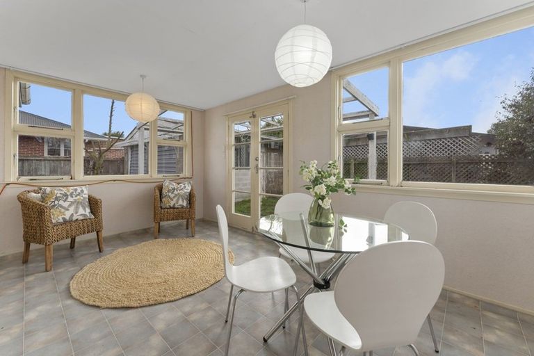 Photo of property in 44 Bevington Street, Avonhead, Christchurch, 8042