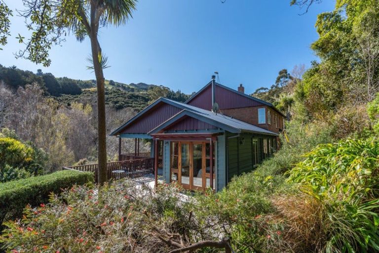 Photo of property in 38 Tizzards Road, Robinsons Bay, Akaroa, 7581