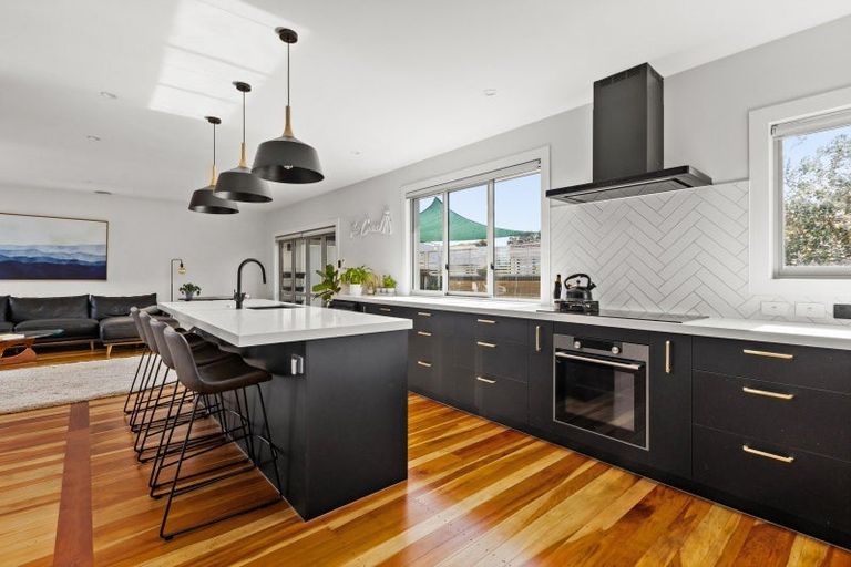 Photo of property in 1a Cassino Crescent, Onekawa, Napier, 4110