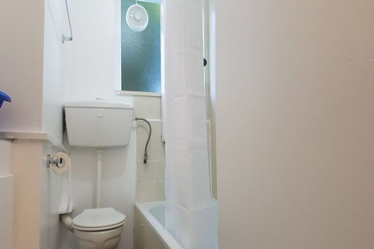 Photo of property in 51 Toroa Street, Torbay, Auckland, 0630