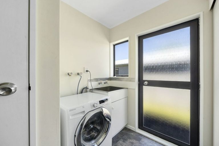 Photo of property in 62b Rata Road, Raumati Beach, Paraparaumu, 5032