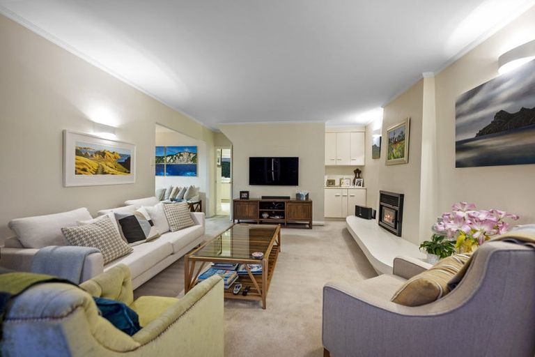 Photo of property in 13 Cameron Street, Takapuna, Auckland, 0622