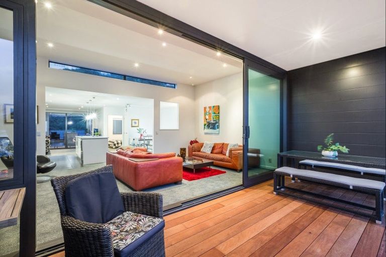 Photo of property in Marrakech Cafe, 13/305 Evans Bay Parade, Hataitai, Wellington, 6021