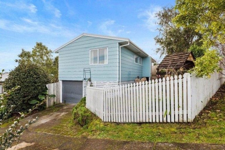 Photo of property in 30a Langstone Street, Welcome Bay, Tauranga, 3112