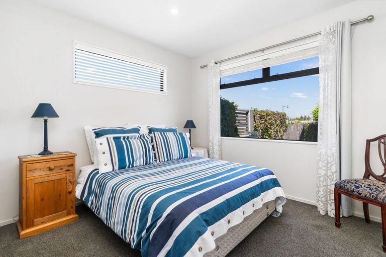 Photo of property in 1 Bargrove Close, Halswell, Christchurch, 8025