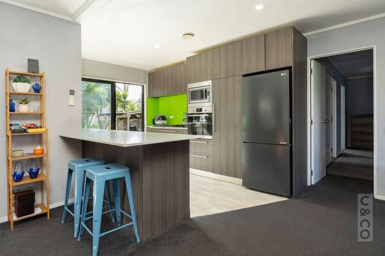 Photo of property in 836 Old North Road, Waimauku, 0882