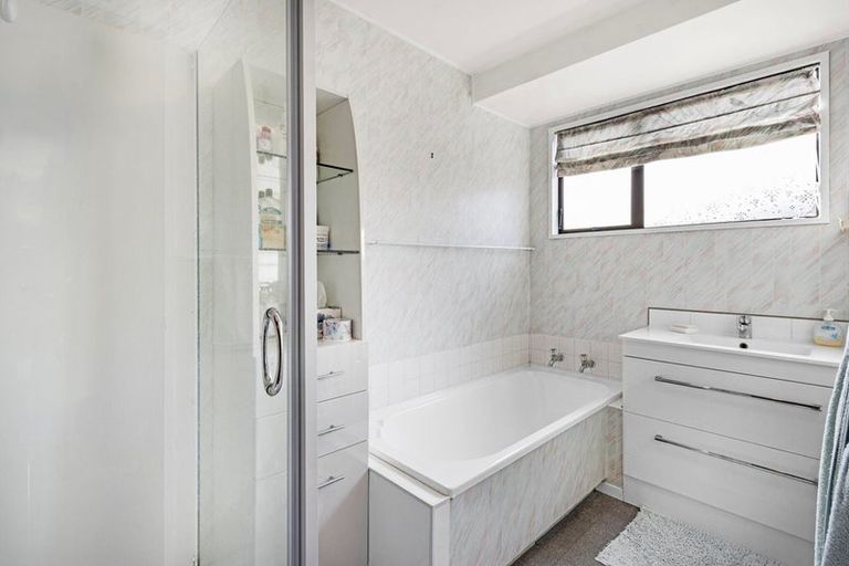 Photo of property in 48 Coopers Road, Dallington, Christchurch, 8061