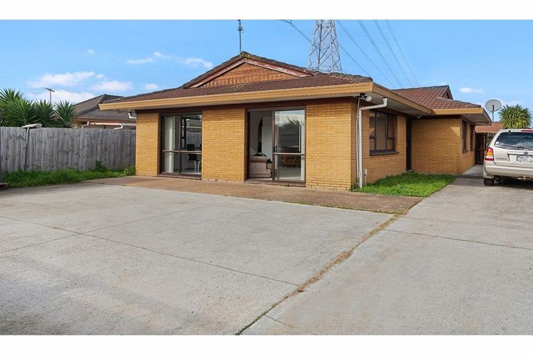 Photo of property in 1/15 Berwyn Avenue, Takanini, 2112