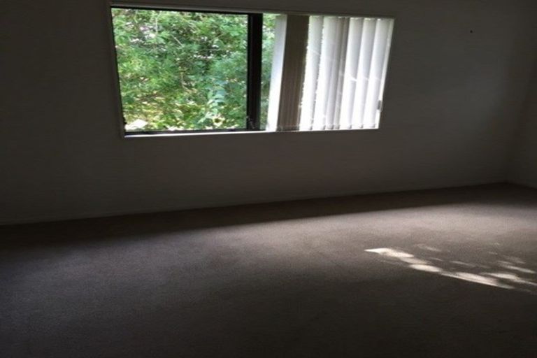 Photo of property in 2/45 Hutchinson Avenue, New Lynn, Auckland, 0600