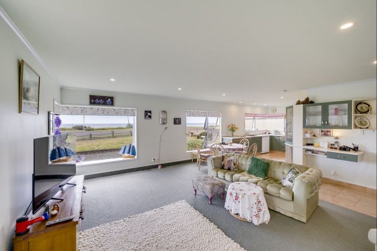 Photo of property in 256 Whirinaki Road, Eskdale, Napier, 4182