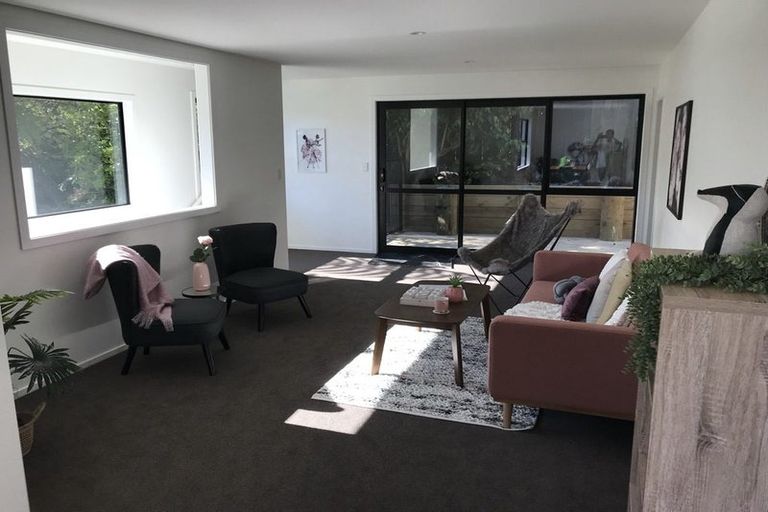Photo of property in 18b Ranui Terrace, Tawa, Wellington, 5028