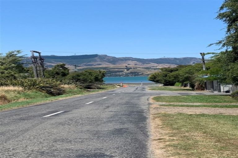 Photo of property in 21 Pawsons Valley Road, Duvauchelle, 7581