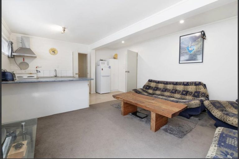 Photo of property in 6 Otanerua Road, Hatfields Beach, Orewa, 0931