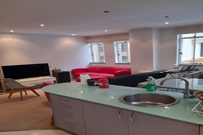 Photo of property in The Quay, 2/332a1 Lambton Quay, Wellington Central, Wellington, 6011