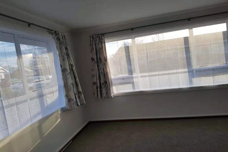 Photo of property in 1/64 Elizabeth Street, Riccarton, Christchurch, 8041