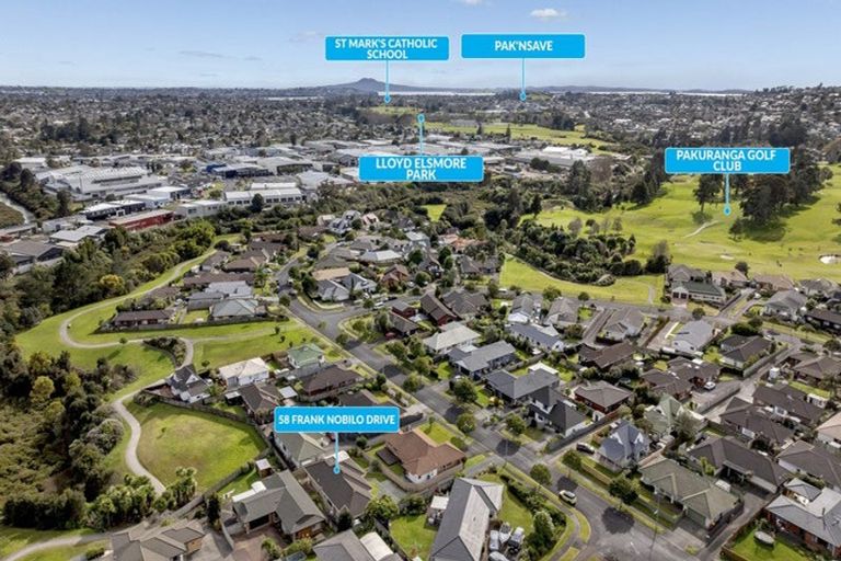 Photo of property in 58 Frank Nobilo Drive, Golflands, Auckland, 2013
