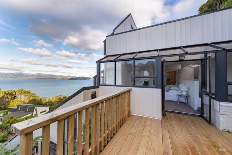 Photo of property in 33 Homebush Road, Khandallah, Wellington, 6035