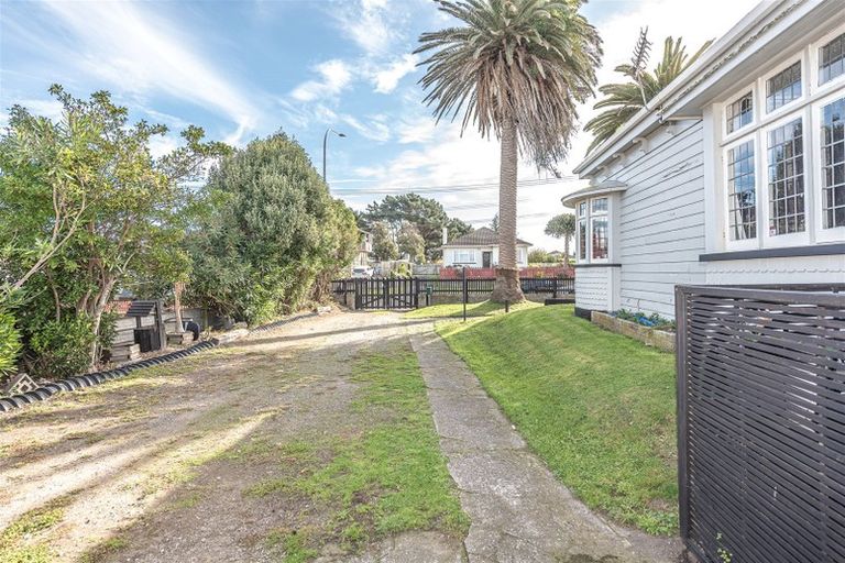 Photo of property in 36 Mosston Road, Castlecliff, Whanganui, 4501