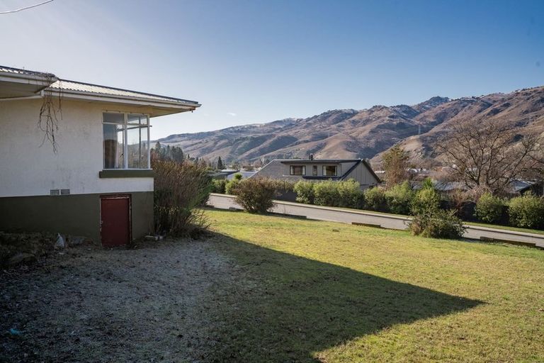 Photo of property in 56 Molyneux Avenue, Cromwell, 9310